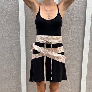 3 Rose Metallic Belt